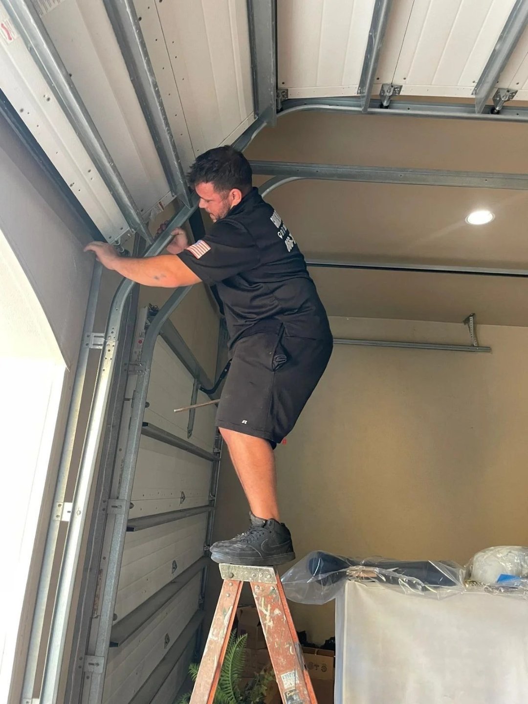 Garage door repair work, gallery photo 2